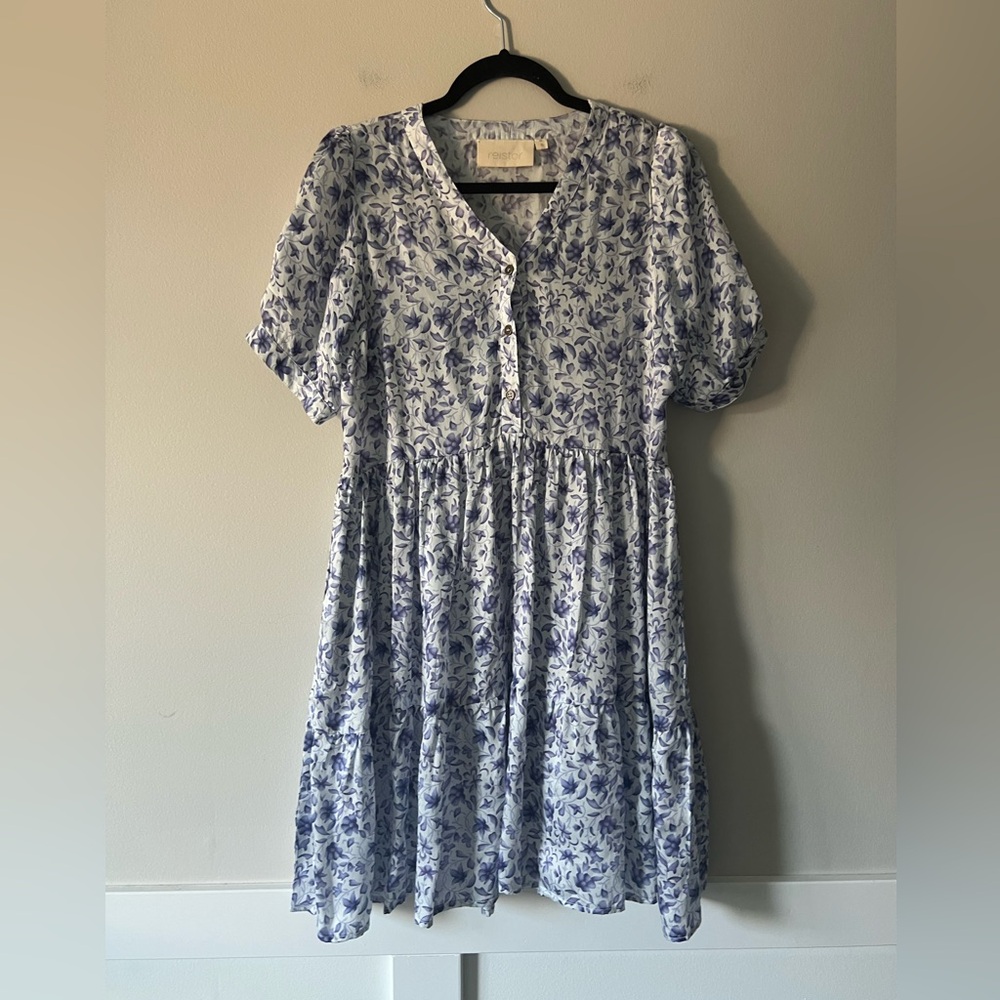 Reistor Blue Floral Button-Front Tiered Midi Dress Look On The Brightside Small